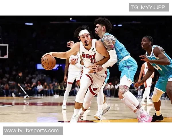 哈克斯开季表现出色场均157分7篮板期待保持健康状态