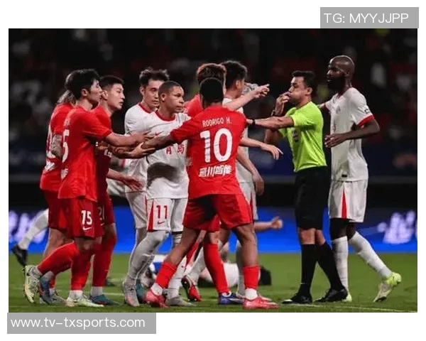 梅州队凭借茹子楠远射小角度破门暂时领先海牛队