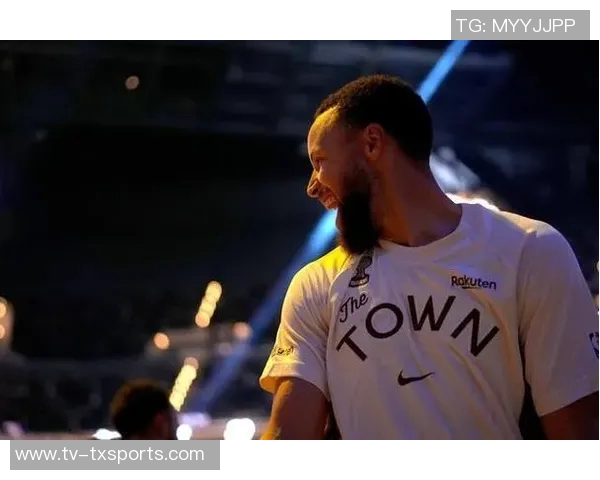 库里分享库里30号立交路牌感恩追梦之路永不停歇