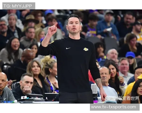 雷迪克揭示开拓者首节22次罚球裁判失误承认后续判罚混乱情况
